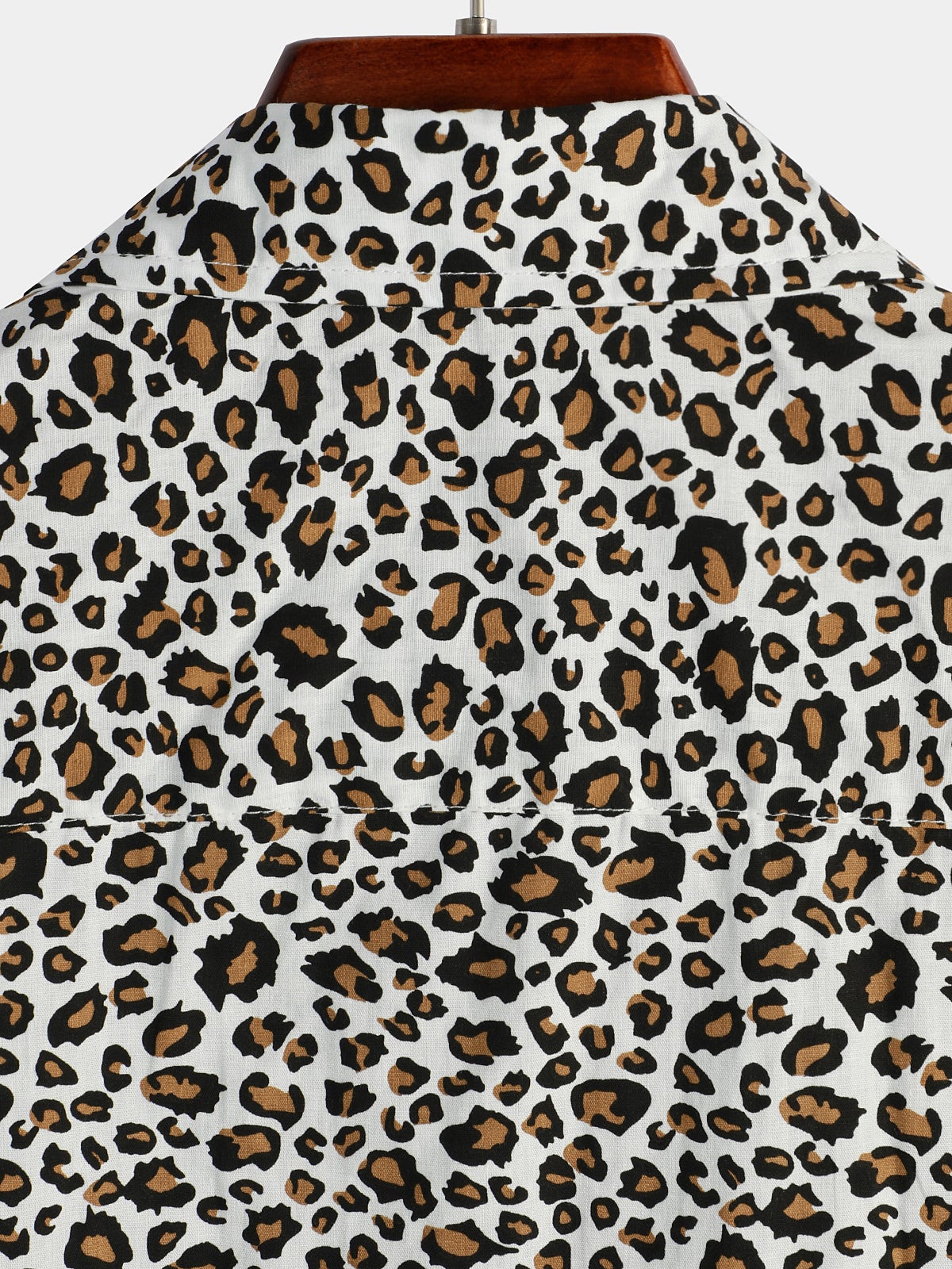 Camicia corta da uomo con stampa leopardata rock