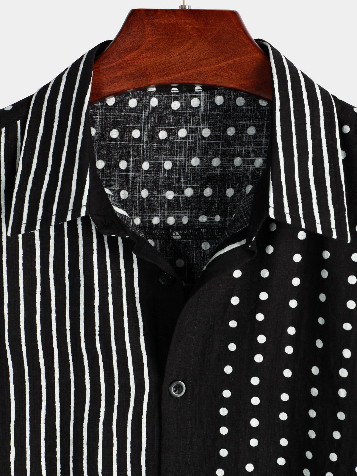 Camicia corta da uomo retrò a righe nere e a pois con bottoni