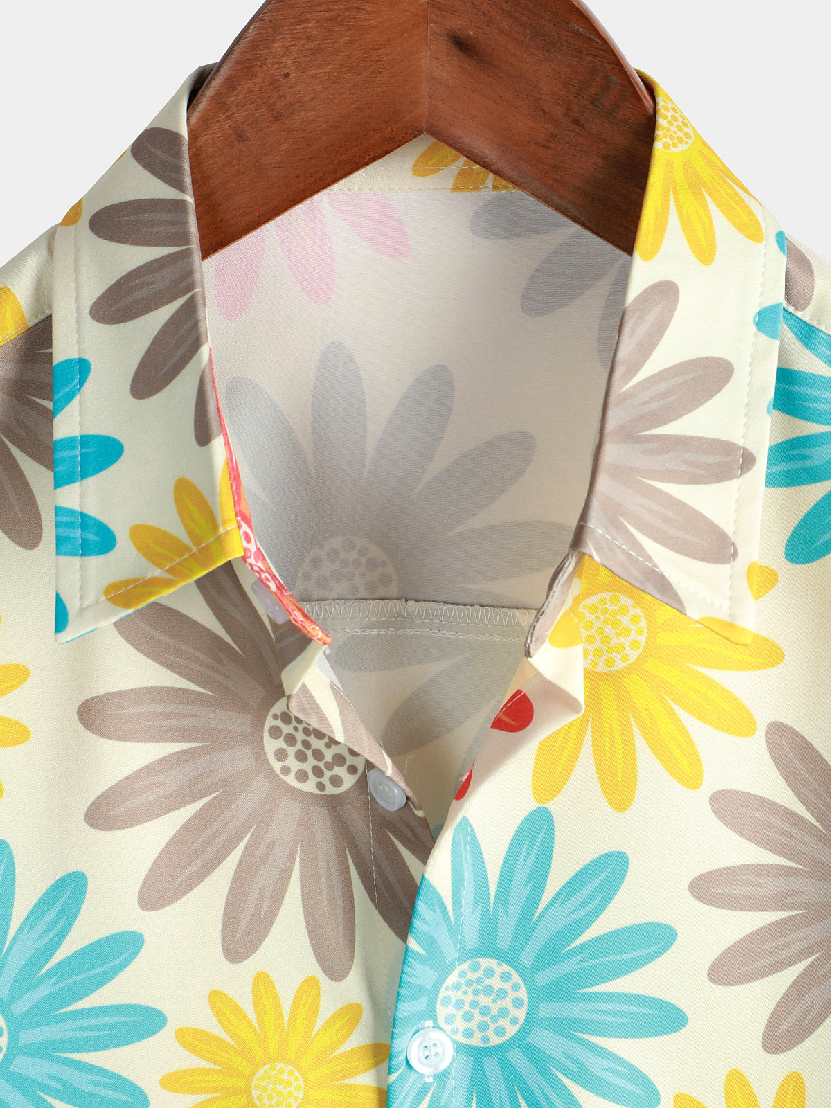 Camicia uomo casual a maniche corte con margherite