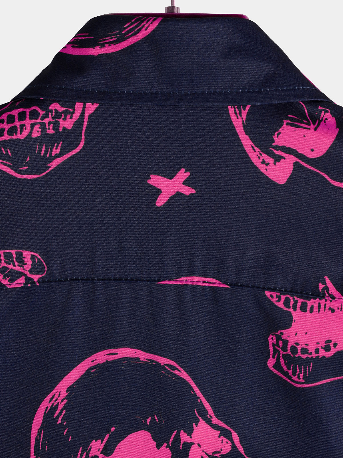 Camicia da uomo con stampa teschio rosa